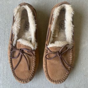 brown ugg moccasins